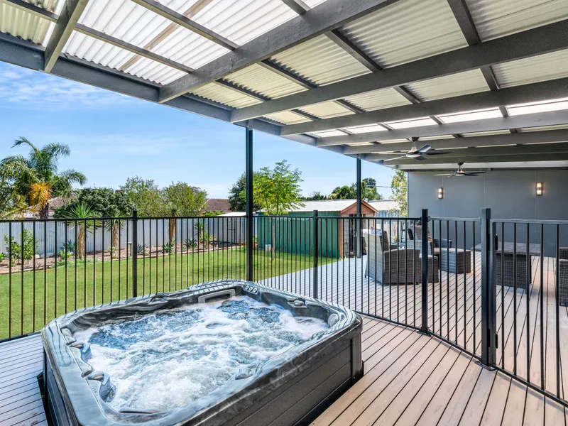 SPECTACULAR OUTDOOR ENTERTAINING 