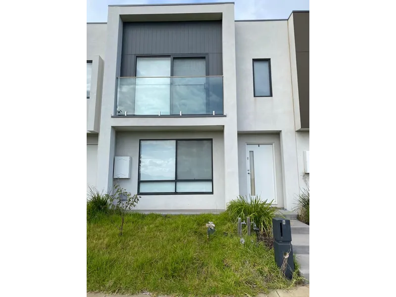 Modern FamilyTownhouse in Truganina!!