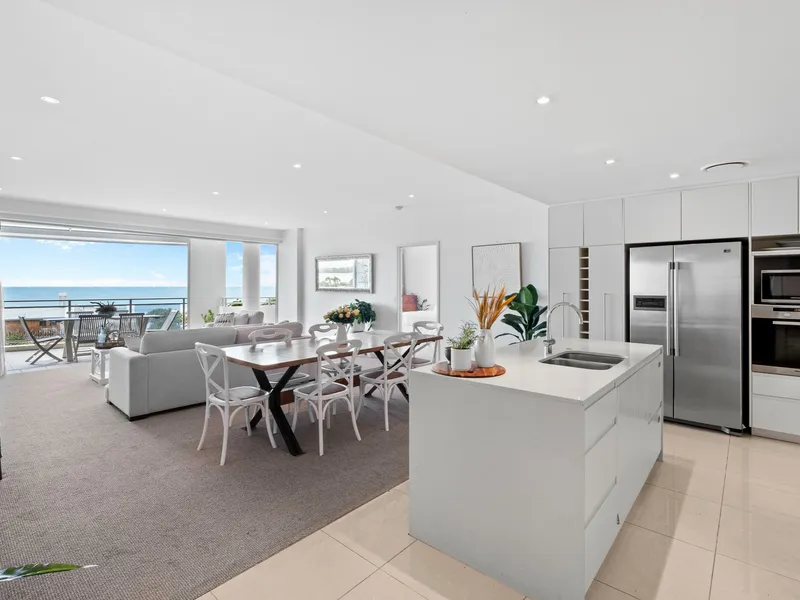 PRIEMUM PENTHOUSE IN THE HEART OF KINGSCLIFF