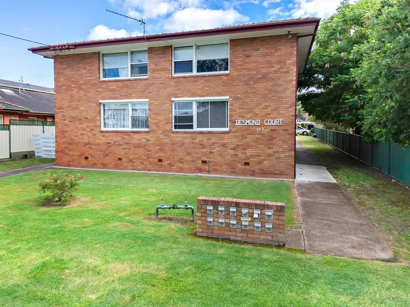 Refreshed flat in village centre