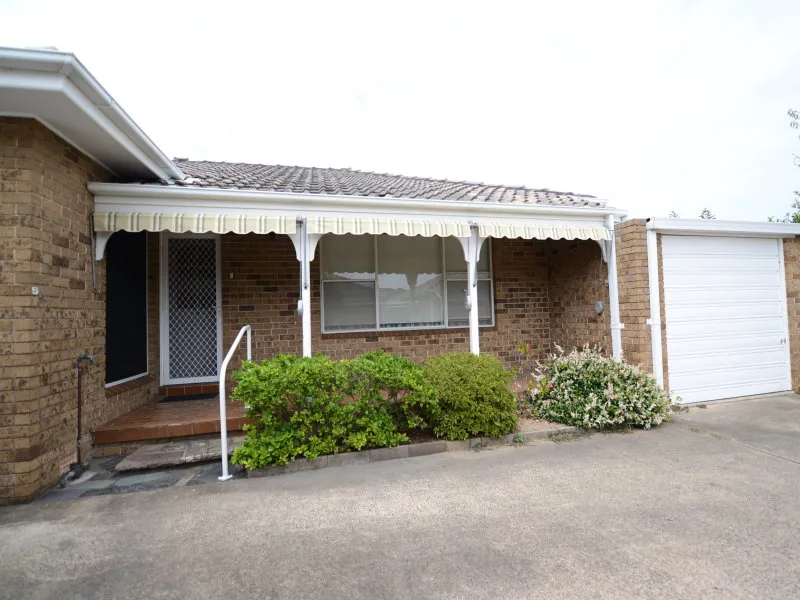 Large 3 Bed 2 Bath LUG for 2 Car. Family Villa Style Home. DEPOSIT TAKEN.