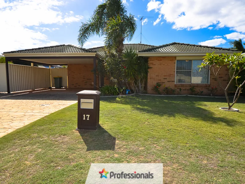 BELOW GROUND POOL - WITH MONTHLY POOL CHECK INCLUDED - SEPERATE GAMESROOM !!