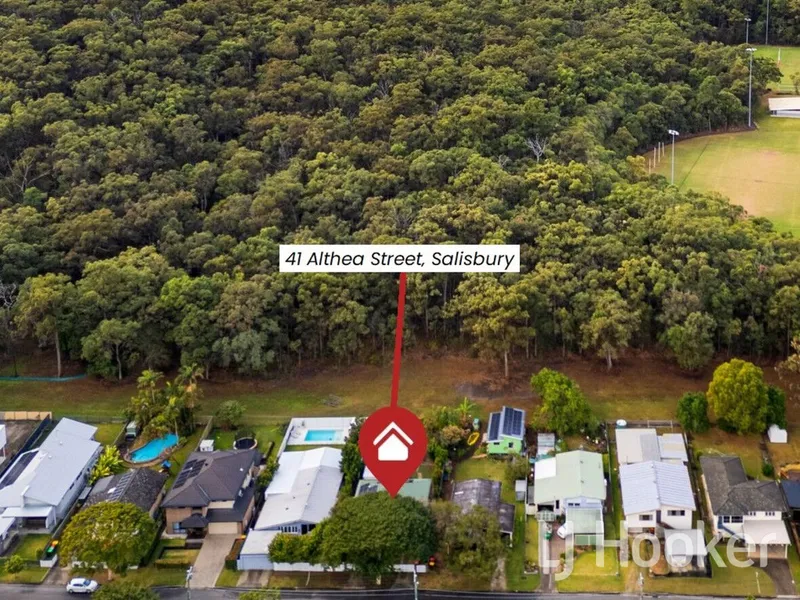 DIRECT TOOHEY FOREST ACCESS ON 607M2!