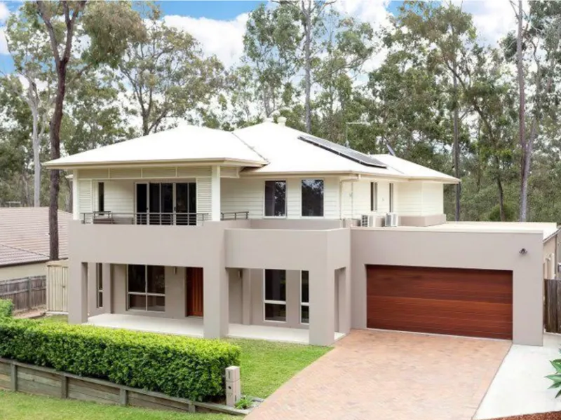 MASSIVE 40sq Metricon home with all the bells and whistles !!!