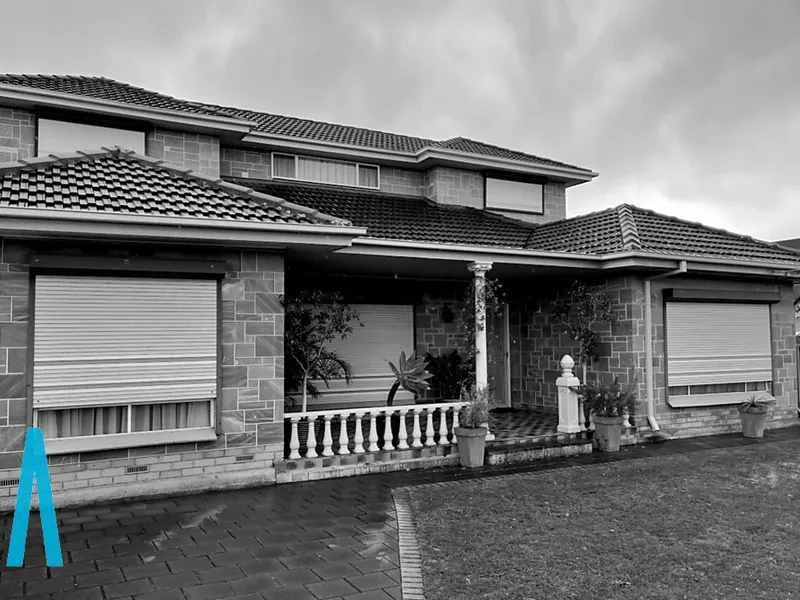 Large 810m2 (approx) Allotment