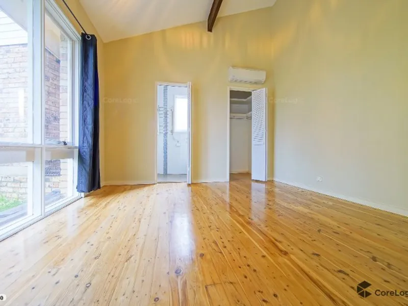 5 Bedroom House For Lease