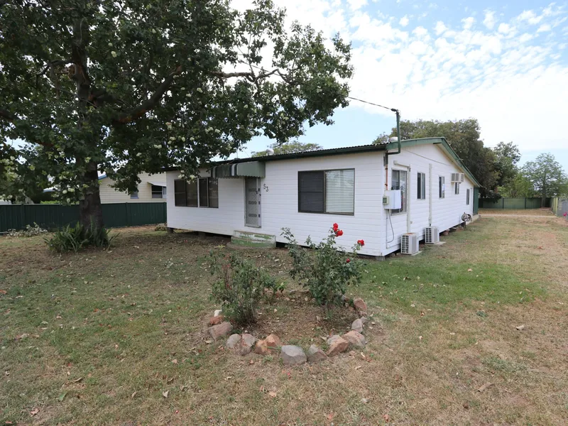 QUAINT FAMILY COTTAGE ON LARGE CORNER BLOCK