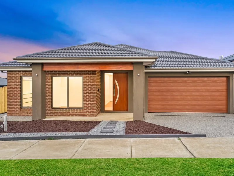 PARK FACING -508m2 Land, 29.5SQ HUGE FULLY UPGRADED HOME, A DELIGHT FOR OWNER OCCUPIERS