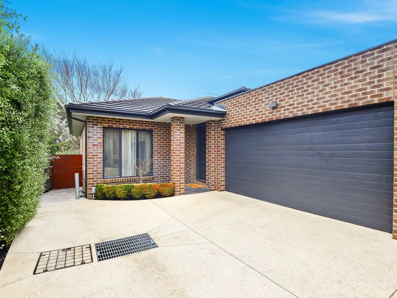 Single storey townhouse loaded with value and quality finishes