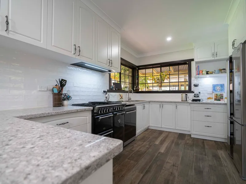 UNIQUE AUSTRALIANA HOME