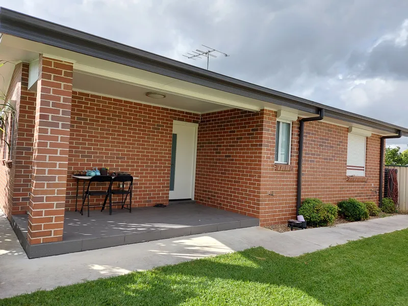 Gorgeous 2 bedroom granny flat / house