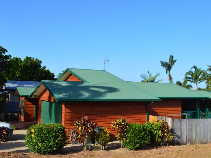 Huge Family Home with Pool