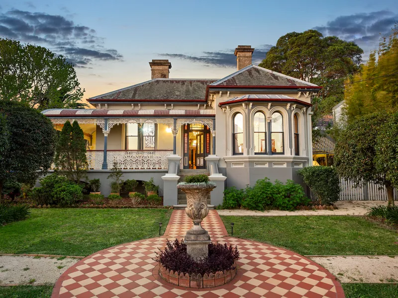 Introducing Burrundulla – A Timeless Trophy Home