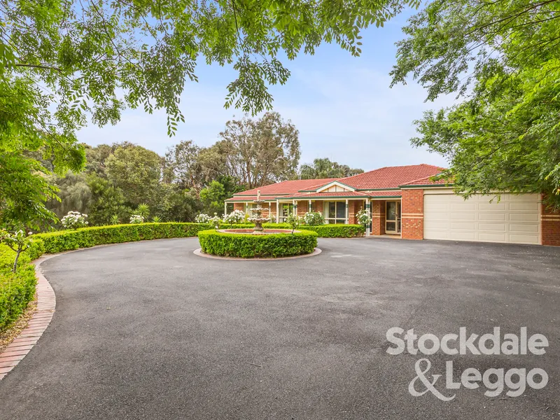 Luxury Home with in Lockhart Drive Estate