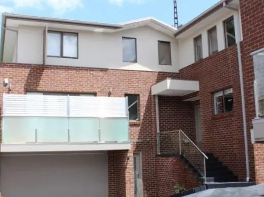 Magnificent Three Level Townhouse!