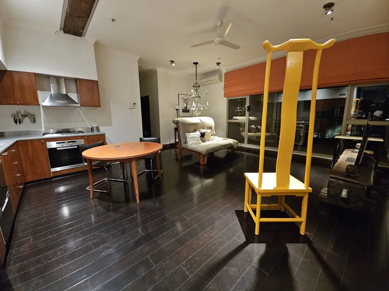 Gorgeous warehouse conversion with lofty ceilings