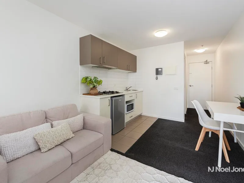 Furnished Apartment, Amongst All The Action