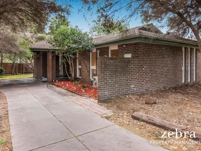 3 BEDROOM HOME IN QUIET COURT