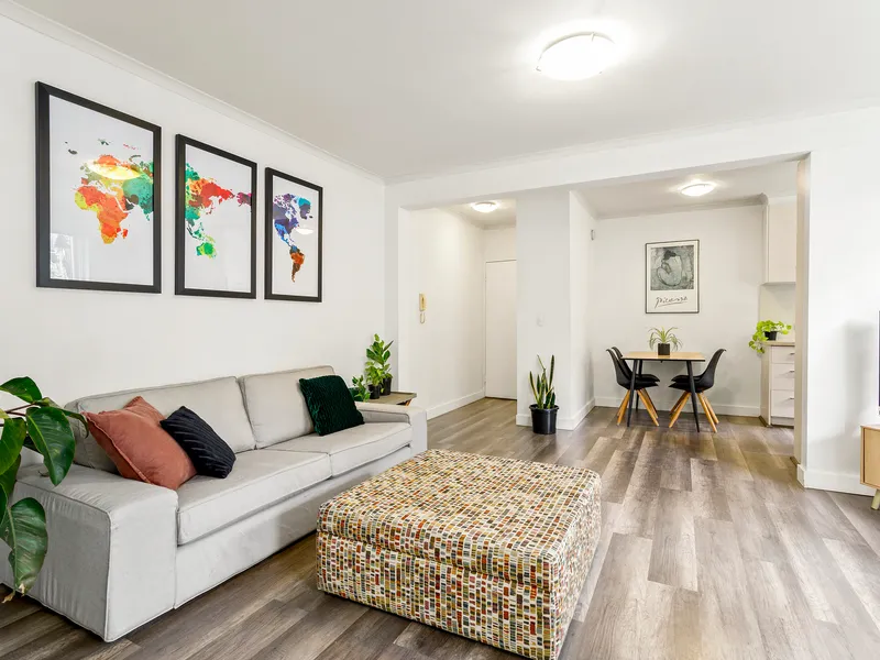 Renovation Sensation with Separate Studio Enjoying Leafy Outlook