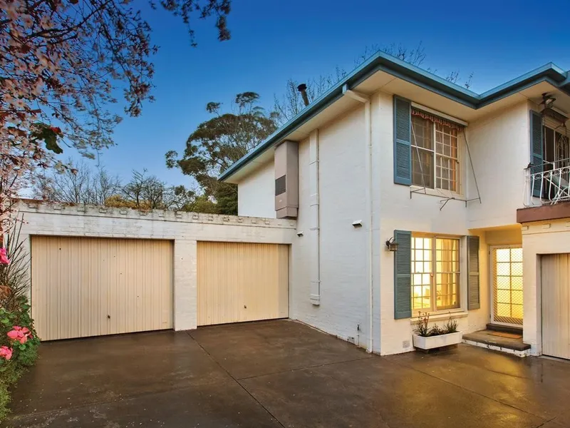 The address alone makes this attractive 2 bedroom unit worth seeing for yourself