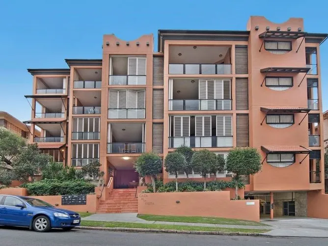 Renovated 154m2 Riverside Apartment In Resort Style Boutique Complex