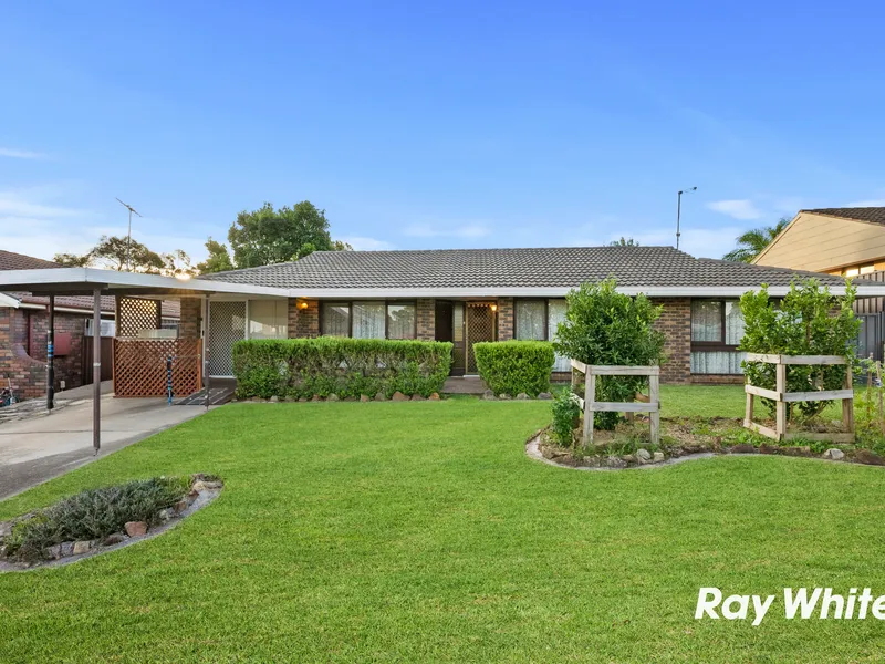 Beautiful Four Bedroom Home With Pool