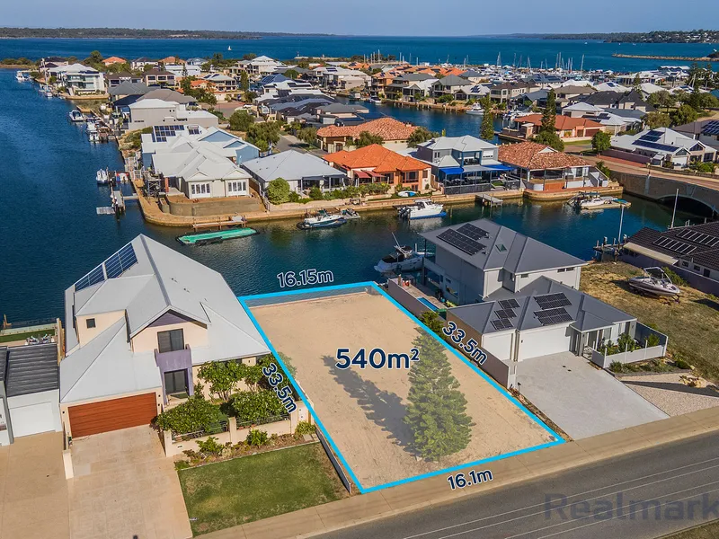 East Facing Canal Lot