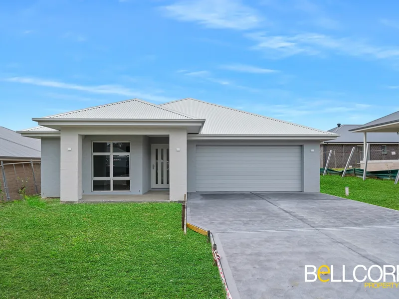 Brand new, luxurious family home designed for easy living and entertainment!