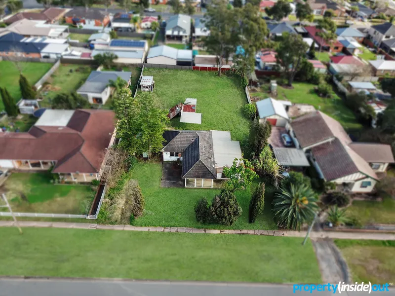 1,834m2 Land & 30.2 Meter Frontage