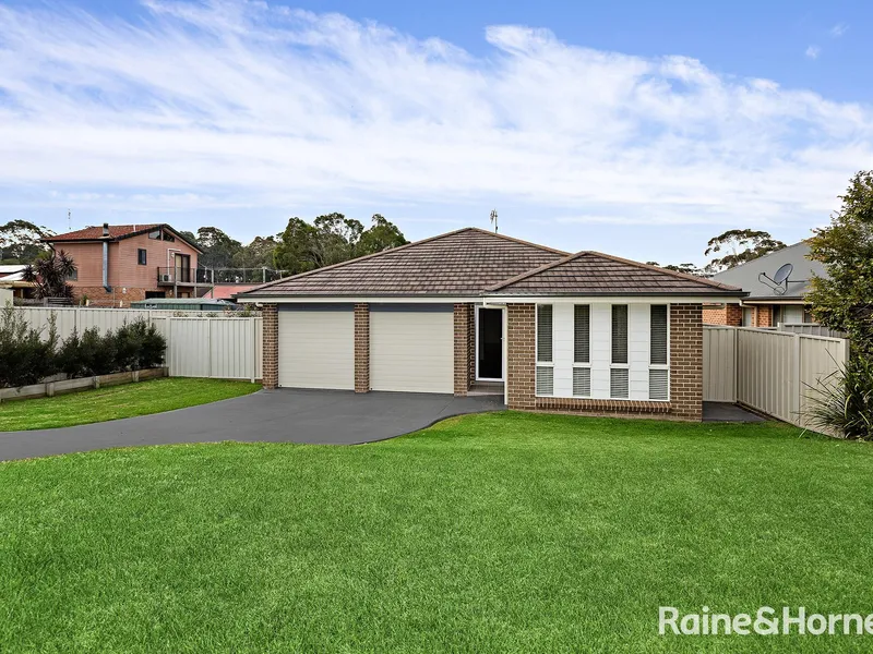 Spacious and Modern Family Home in West Nowra