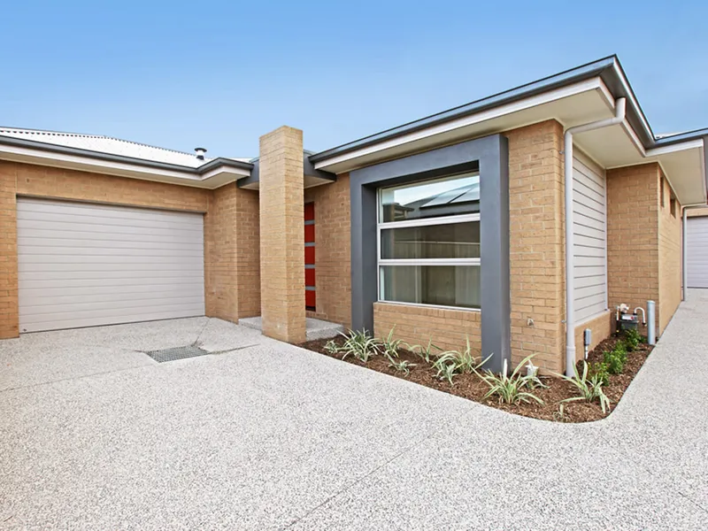 Modern Fully Furnished Property 