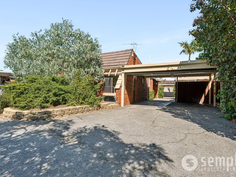 House staging in Parkwood WA at 20 Cosmelia Way