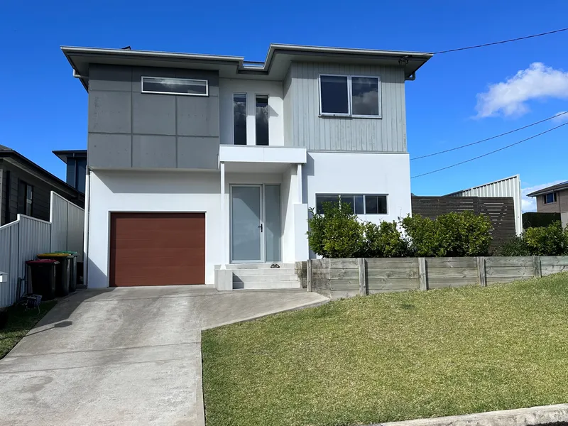 Modern three bedroom property for Lease!