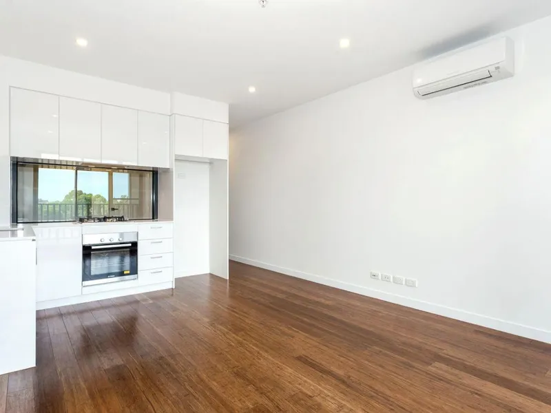 Light and bright one bedroom apartment