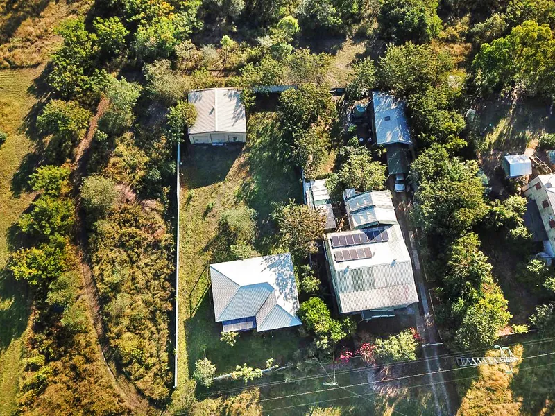 IDEAL ESCAPE WITH GREAT SHED