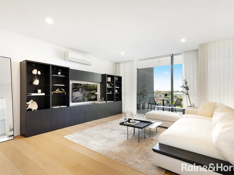MODERN AND SPACIOUS APARTMENT