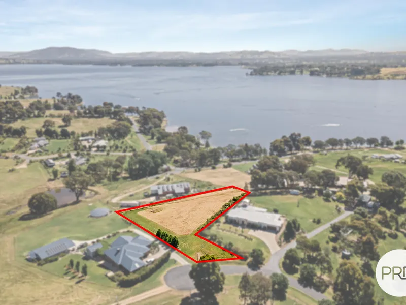 PANORAMIC LAKE HUME VIEWS