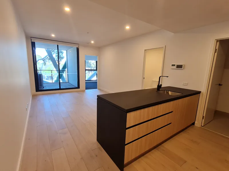 One Bedroom Designer Apartments for Lease