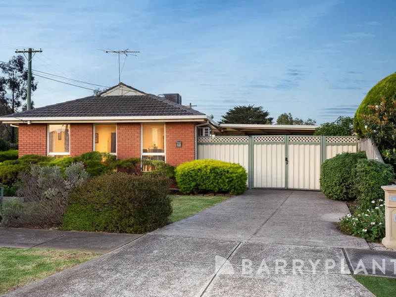 Immaculate home in the heart of Hoppers.