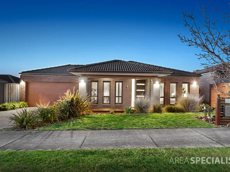 Immaculately Presented Family Home in CLYDE