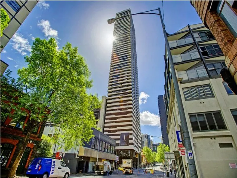 City Living Perfected: Unfurnished 2BR/1BA Apartment on Abeckett Street, Melbourne CBD