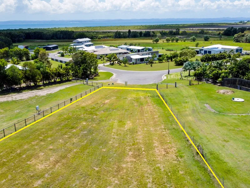 Near ¾ Acre block – Ocean & Island views!!