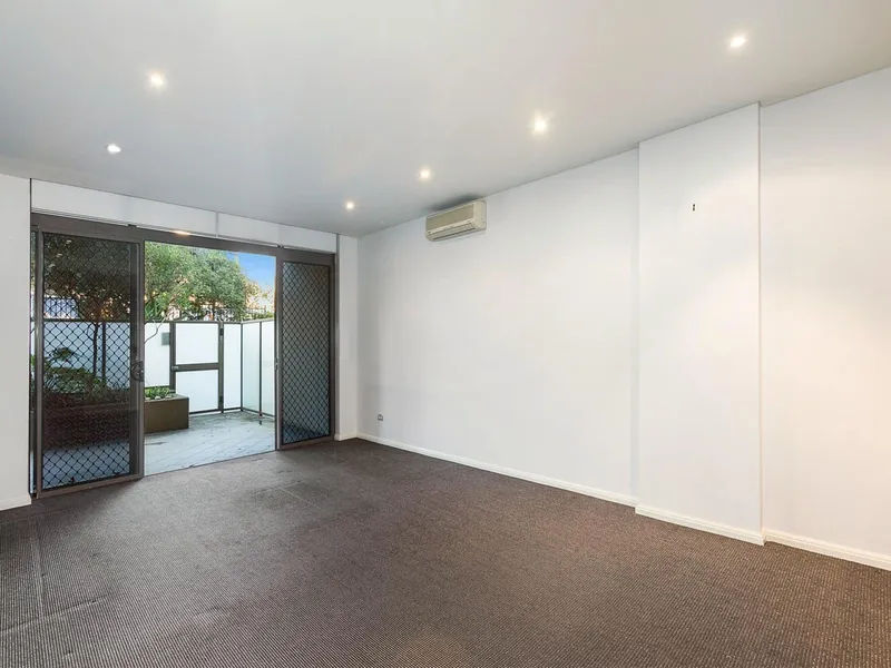 Private, Quiet & Leafy living at Lexington