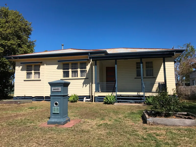 Neat & Sweet! Close to South School