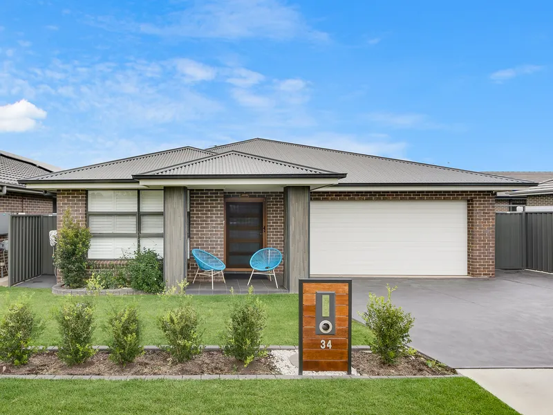 DREAMY HOME WITH PERFECT ENTERAINING AREA!