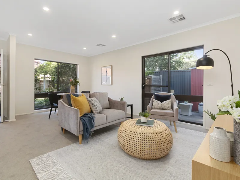 Beautifully presented two bedroom unit in a great location!