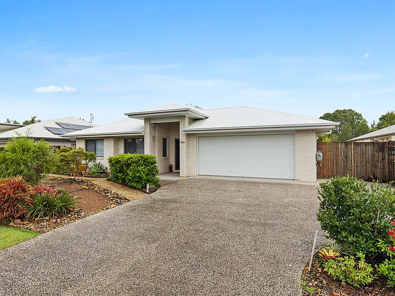 Peace and Privacy...Don't Miss This One!