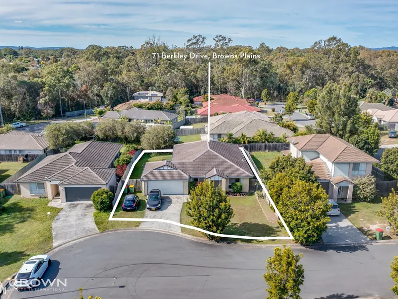 Large four bedroom house with over 600 metre square of land