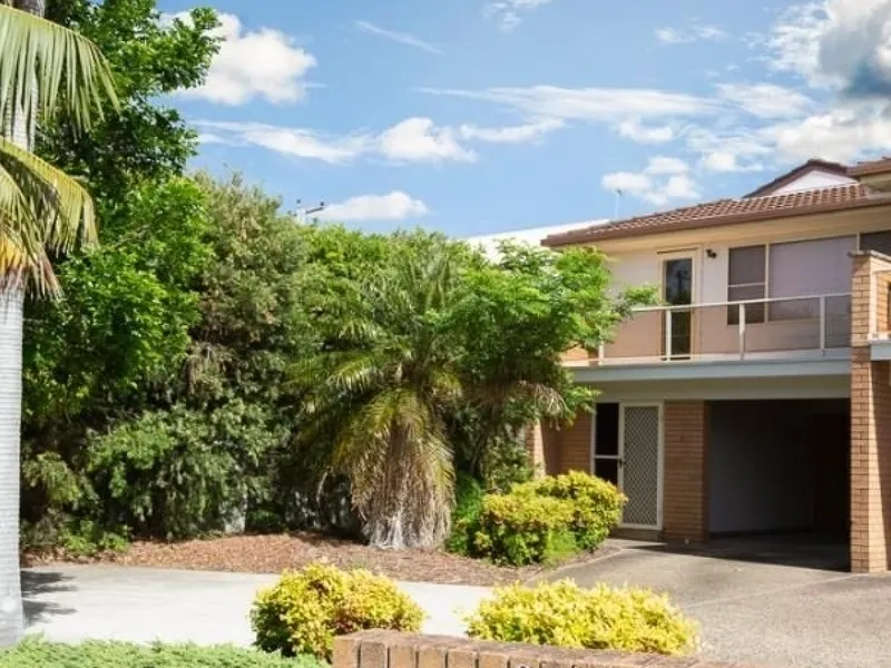 2 bedroom, 1 bath, air-conditioned unit - ALL utilities incl in rent.