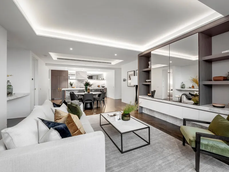 Compelling Style and Lifestyle